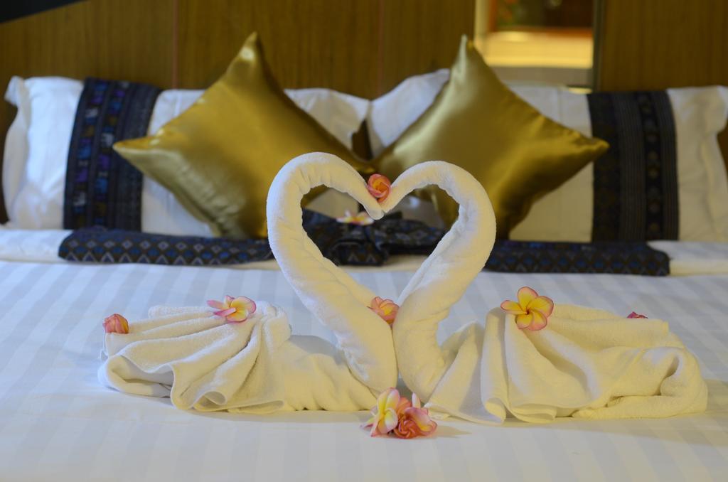 Centro Cnx Hotel Chiang Mai Ngoại thất bức ảnh